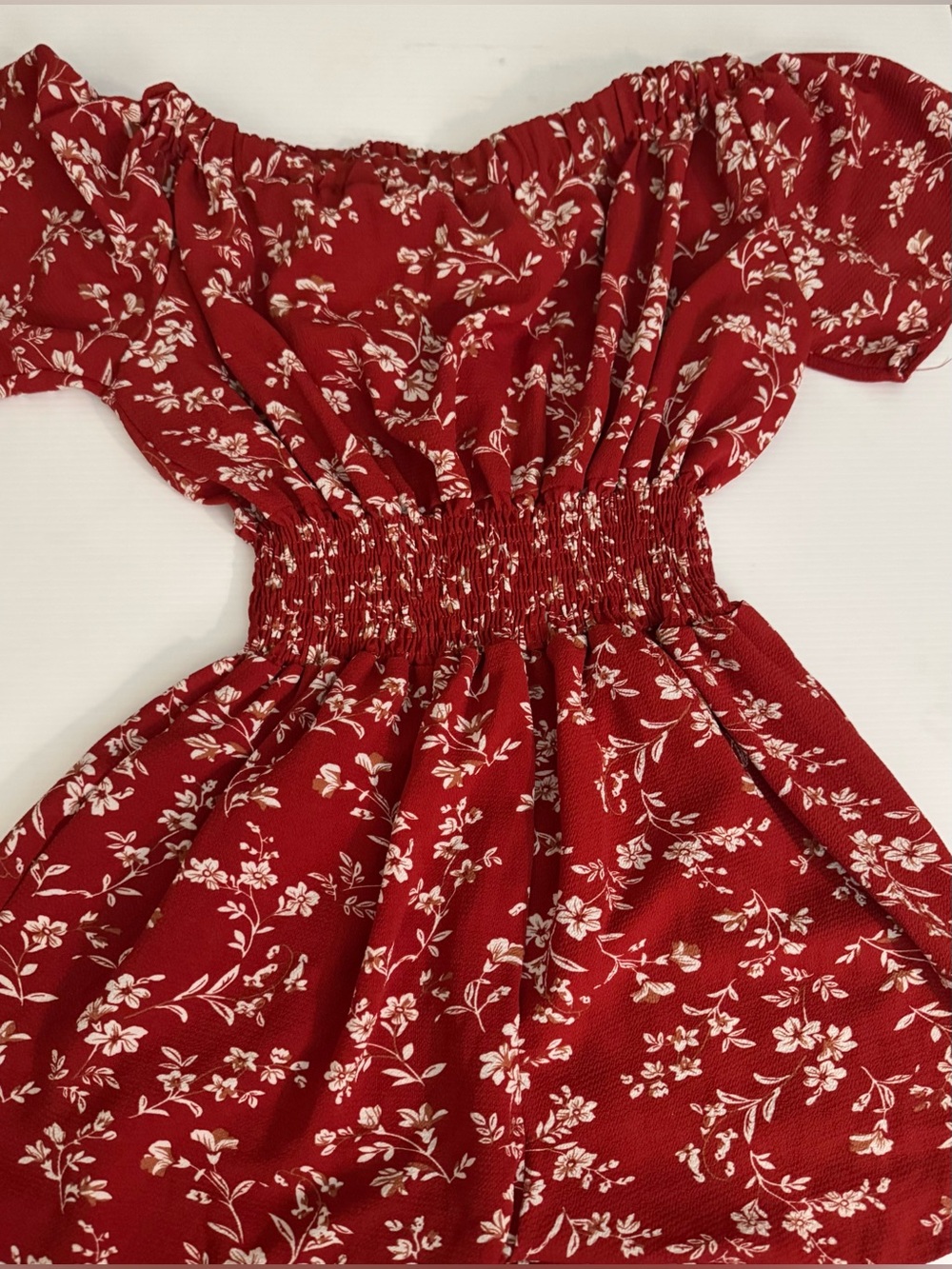 NWOT Red Floral Off-Shoulder Romper Tie Waist Women’s Size Medium - Picture 3 of 5